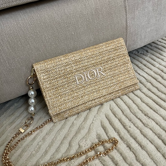 Dior Beauté Raffia Clutch with Unbranded Chain - Picture 1 of 6
